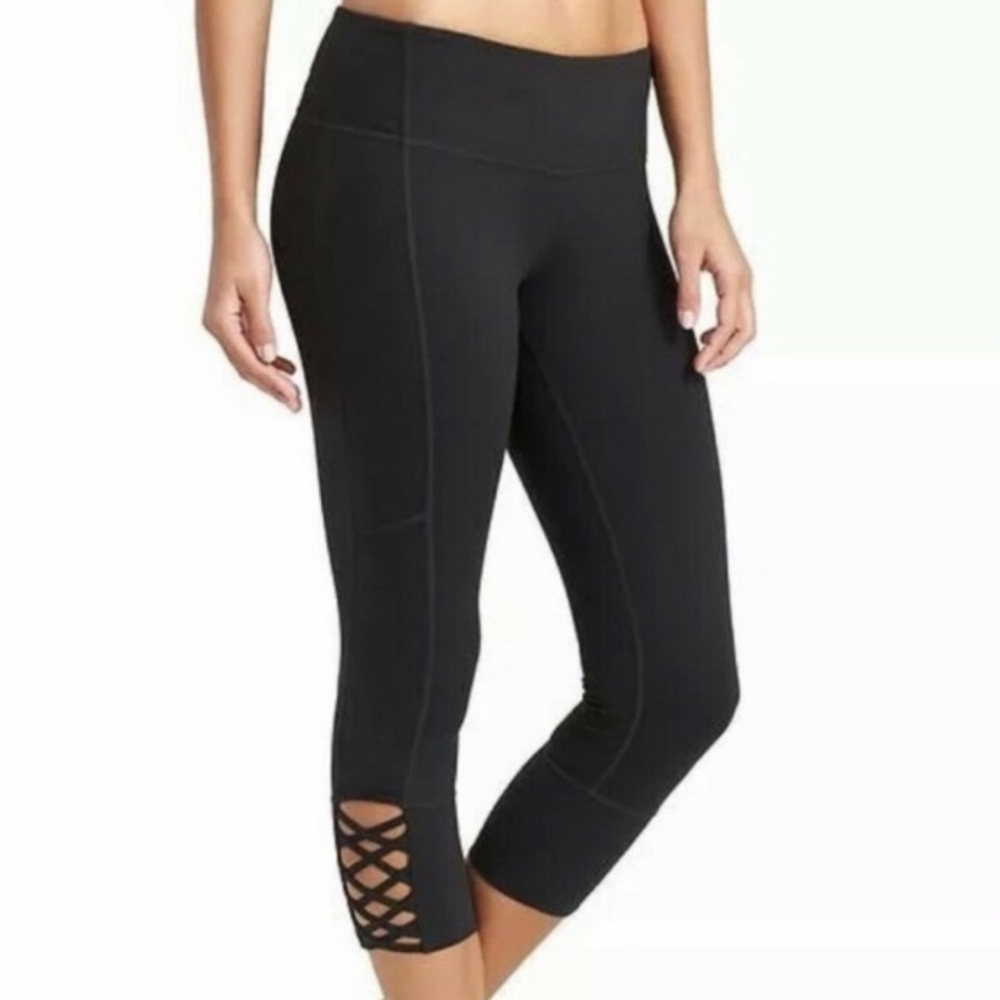 Athleta Mind Over Mat Crop Leggings